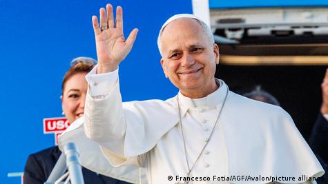 El papa León XIV llamó a la unidad y la paz en su despedida de Turquía