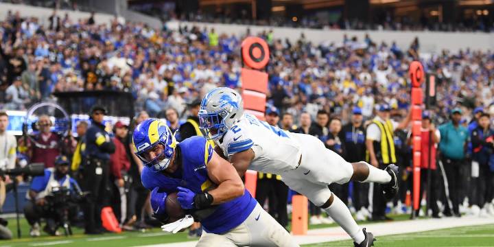 Los Angeles takes down Detroit 41-34 as the Lions fall to 8