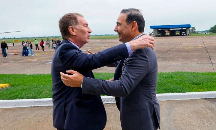 Santilli consiguió el apoyo de Valdés para el Presupuesto 2026 y las reformas laboral e impositiva