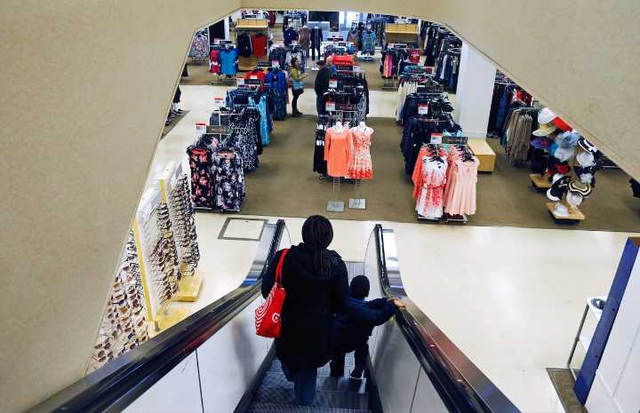 Once a 3,000-store empire, this iconic retailer now has only 5 locations left