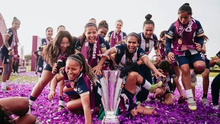 Alianza Lima y su eufórica celebración tras el bicampeonato de la Liga Femenina 2025