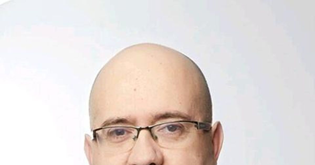 El primer teniente de alcalde de Vélez-Málaga denuncia que amenazan con "pegarle un tiro" y burlas sobre una tragedia familiar