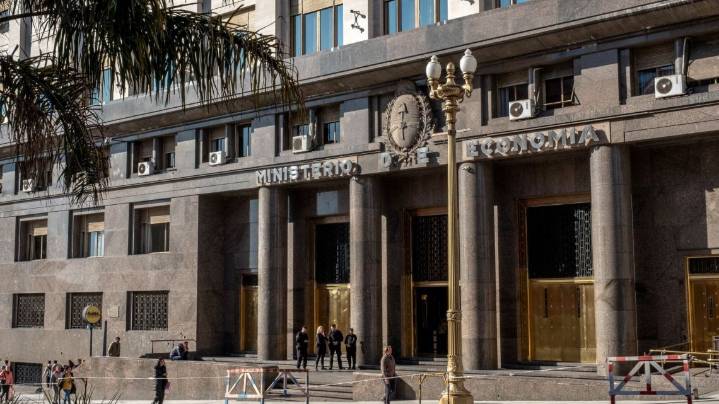 Argentina prueba el apetito externo con la venta de un bono en dólares
