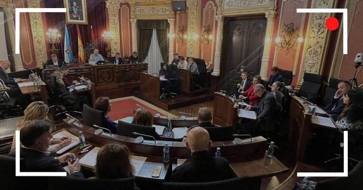 Directo | A debate mociones sobre prensa en el pleno del Concello de Ourense