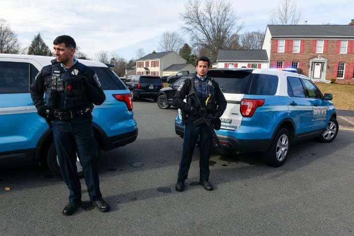 FBI detiene a sospechoso de poner bombas en Washington previo al asalto al Capitolio en 2021