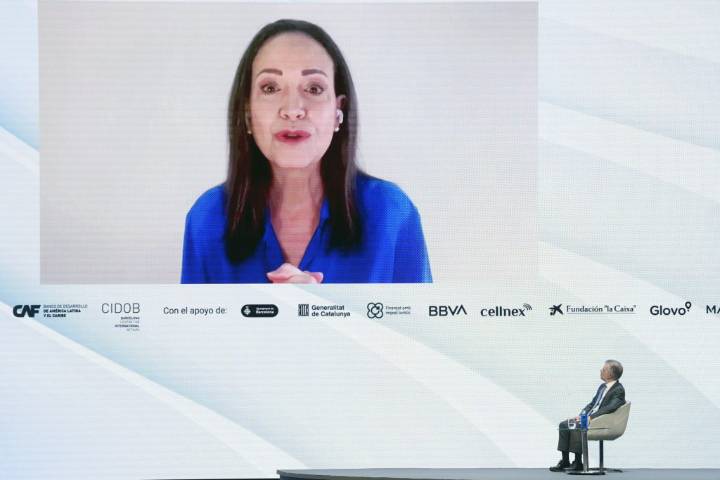 Aplazan rueda de prensa de Machado en Nobel de Oslo a...