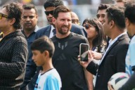 Así inicio la caótica visita de Messi a la India