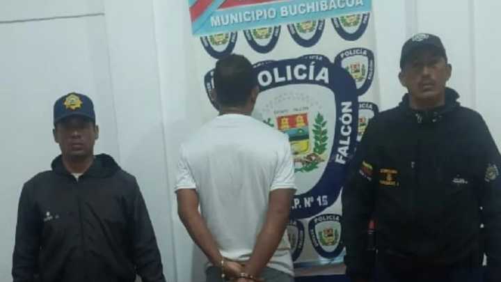 Detienen a profesor en Falcón por acoso sexual a cuatro menores