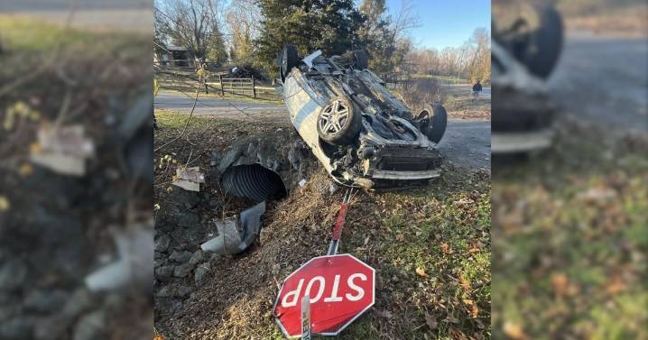 One injured after rollover crash in Graves County