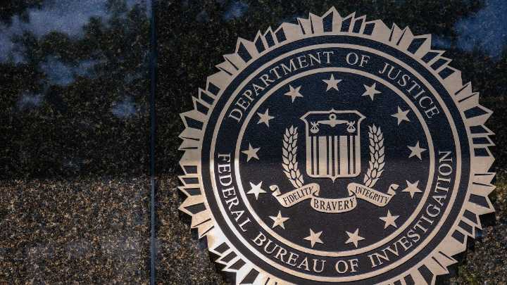 El FBI realiza un arresto por la colocación de bomba cerca del DNC y el RNC en la víspera del 6