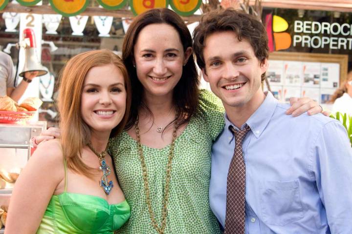 Isla Fisher Reacts to 'Confessions of a Shopaholic' Author Sophie Kinsella's Death at 55