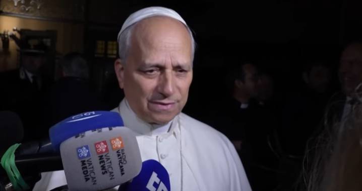 Trump says he's willing to meet with Pope Leo XIV