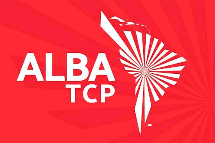 Cuba apoya condena del ALBA contra piratería