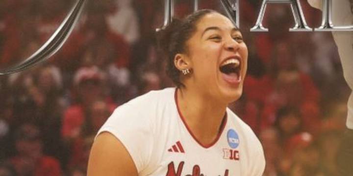 Nebraska Volleyball sweeps Kansas State; advances to Sweet 16