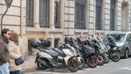 Motoristas en Zaragoza: "Cuando no nos dejen aparcar en las aceras tendremos problemas"