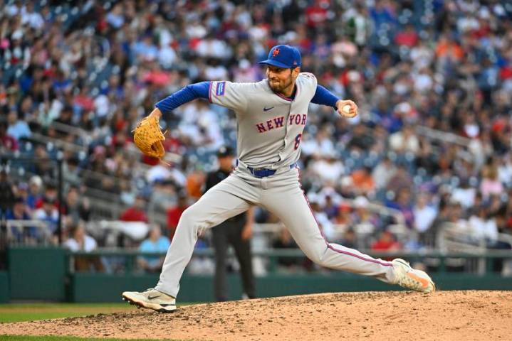 Braves sign reliever Danny Young to 1