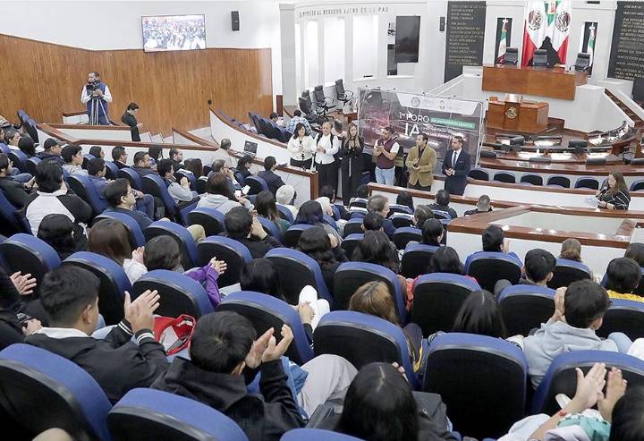 SLP abre el debate en el tema de la regulación de aplicaciones de IA