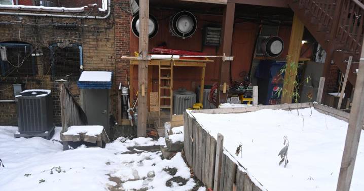 Two downtown Fairmont fixtures fighting in court