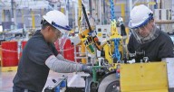 El 44.2% del valor agregado de las manufacturas fue nacional; industria automotriz la que más aportó