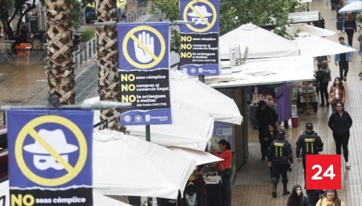 Dron advertirá: Providencia multará con casi $350 mil por comprar en comercio ilegal