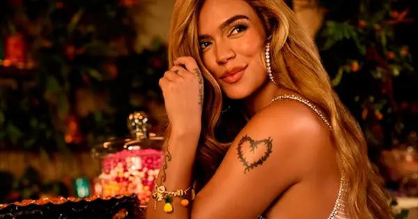 KAROL G LANZA ´LA PREMIERE´