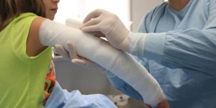 Quemaduras infantiles en diciembre no solo se atribuyen a la pólvora, existen otros peligros en casa: esto dicen los expertos