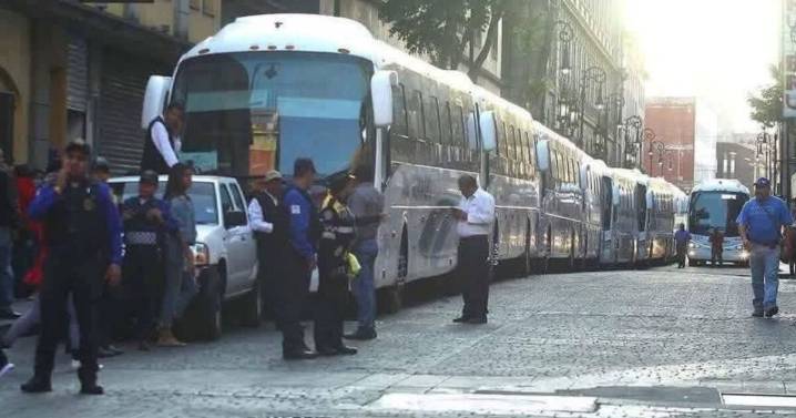 Un mar de privilegios: Los contrastes entre la marcha de Morena y la generación Z