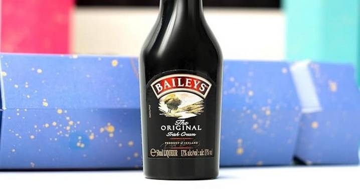 Amazon shoppers snap up £14.99 Baileys Christmas crackers that make 'a great gift'