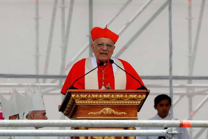 Nicolás Maduro amenazó con detener al cardenal Baltazar Porras y le impidió su salida de Venezuela