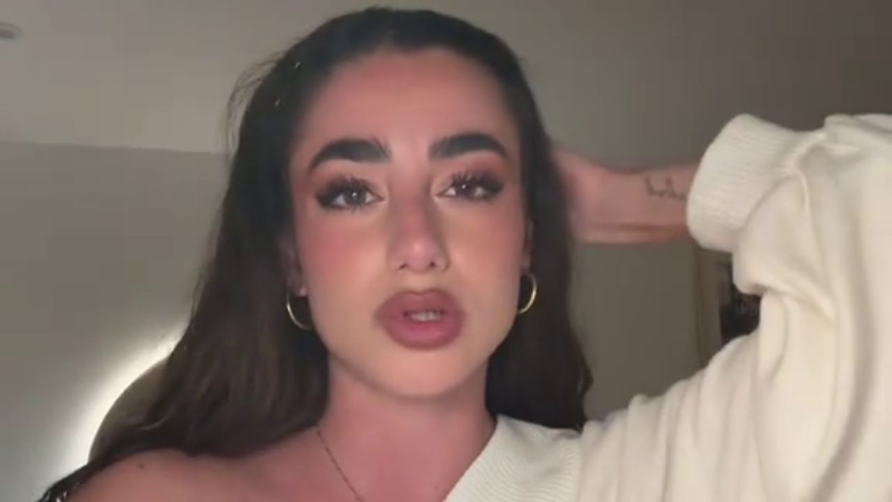 Lola Lolita amenaza con acciones legales tras un incidente en el aeropuerto: «Basta de humillar y ridiculizar a las mujeres en público»