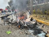 Explota taxi con pirotecnia en la carretera México