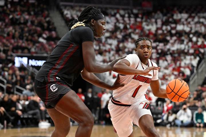 Women’s Top 25 roundup: No. 3 South Carolina edges No. 22 Louisville