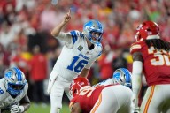 Jared Goff maintains consistent play amid Lions’ inconsistent season