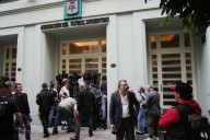 Police raid Argentine soccer clubs and AFA as part of investigation into alleged money laundering