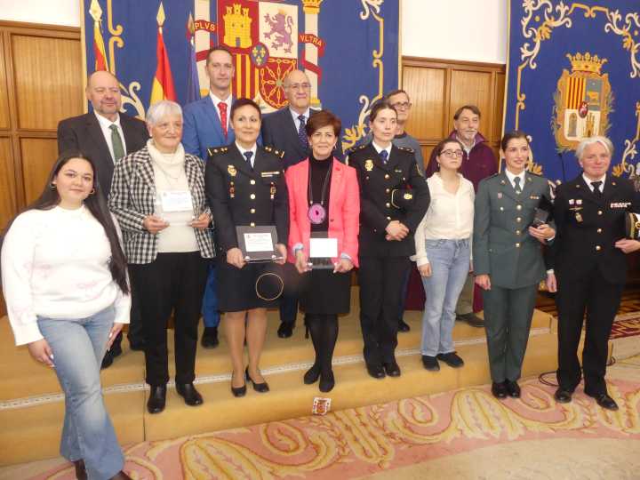 El Subdelegado del Gobierno en Teruel reivindica los servicios públicos y la integración en el aniversario de la Constitución (Video)