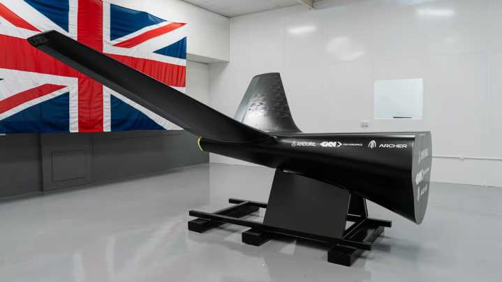 Anduril UK Partners with GKN Aerospace for Apache Loyal Wingman Project