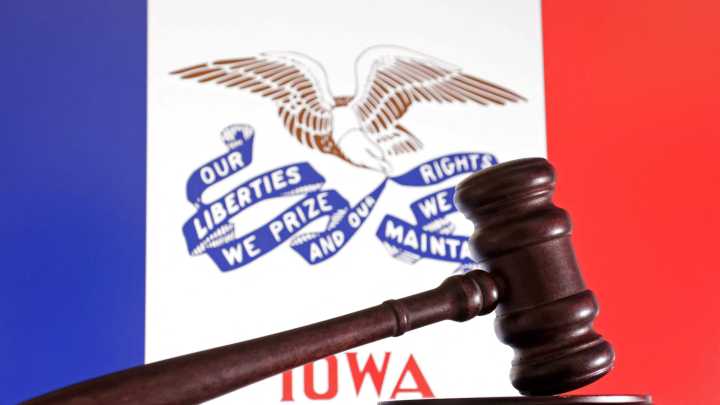 Jurist sentenced for drunk driving steps down as chief judge