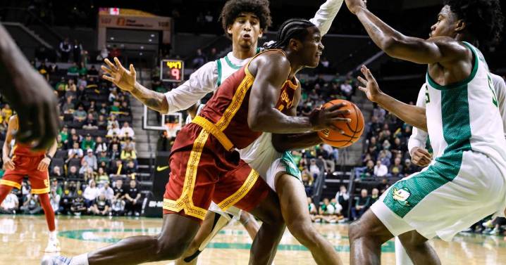 USC guard Amarion Dickerson sidelined for 3 to 4 months with hip injury