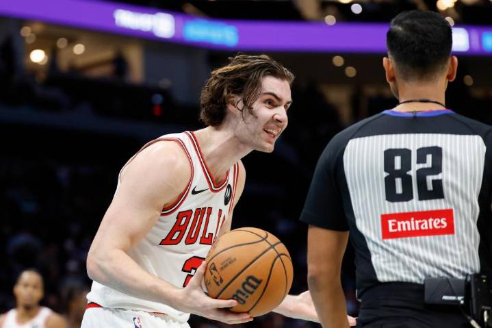 Josh Giddey anota 26 puntos, Bulls vencen a Hornets por 129-126 y rompen racha de 7 derrotas – Chicago Tribune