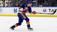 Islanders earn shootout win over Golden Knights on Heineman's goal