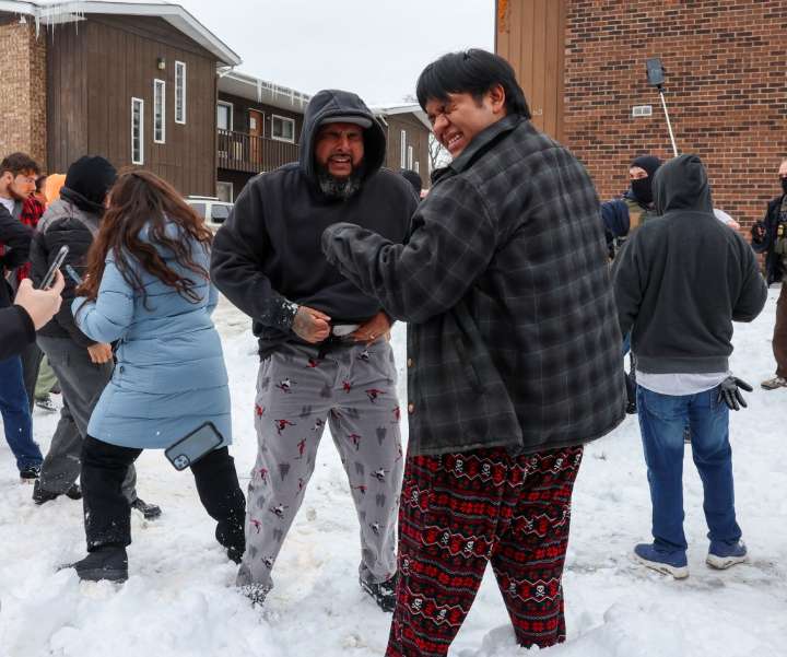 Federal immigration agents standoff in Chicago suburb, Elgin.