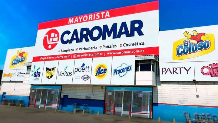 Se aceleran la crisis en comercios bajo la gestión de Javier Milei: un mayorista cerró sus tres sucursales