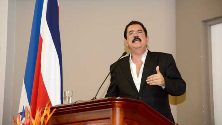 Expresidente Zelaya insta a movilizarse "de inmediato" ante el golpe electoral en Honduras