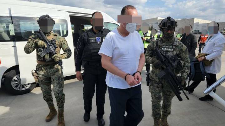 Detienen a César "N", ex gobernador de Chihuahua, lo acusan de operaciones con recursos ilícitos