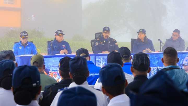 Maduro anunció que en El Helicoide funcionará un hospital materno infantil para funcionarias de la PNB