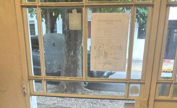 Vacían un comercio en pleno centro de City Bell