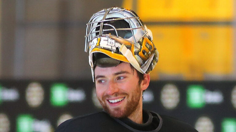 Swayman: ‘Doesn’t feel like’ Bruins are playing without a captain