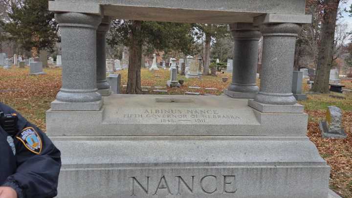 $90,000 worth of bronze items stolen from former Nebraska governor's gravesite in Lincoln