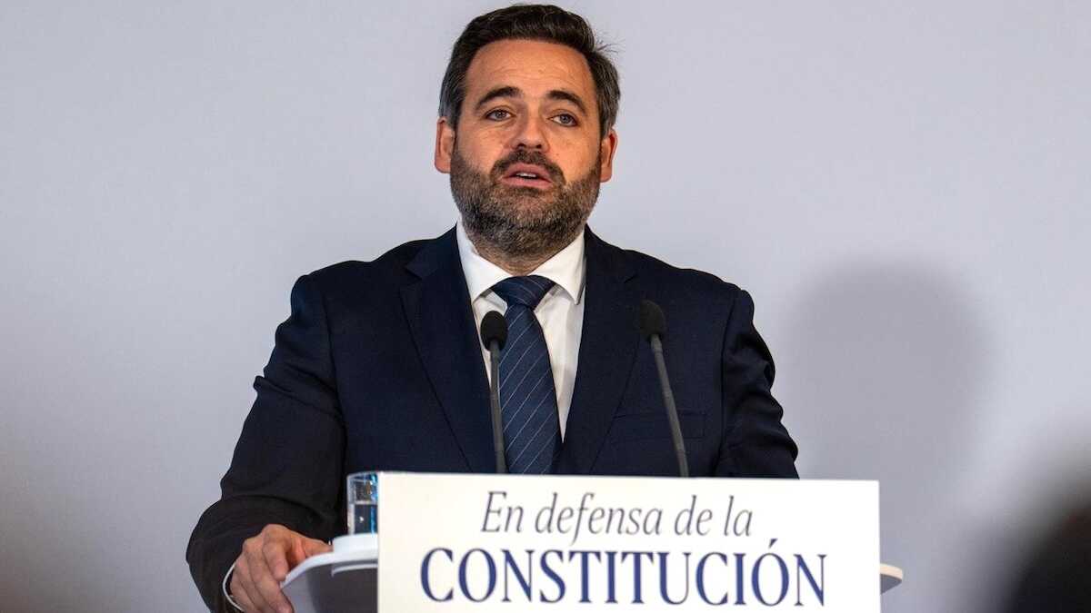 Núñez (PP) pide a Page que utilice su influencia y diputados para "echar a Sánchez"