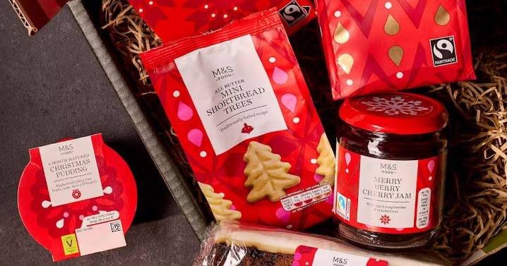 M&S shoppers snapping up £28 Christmas hamper for a lot cheaper in cashback deal